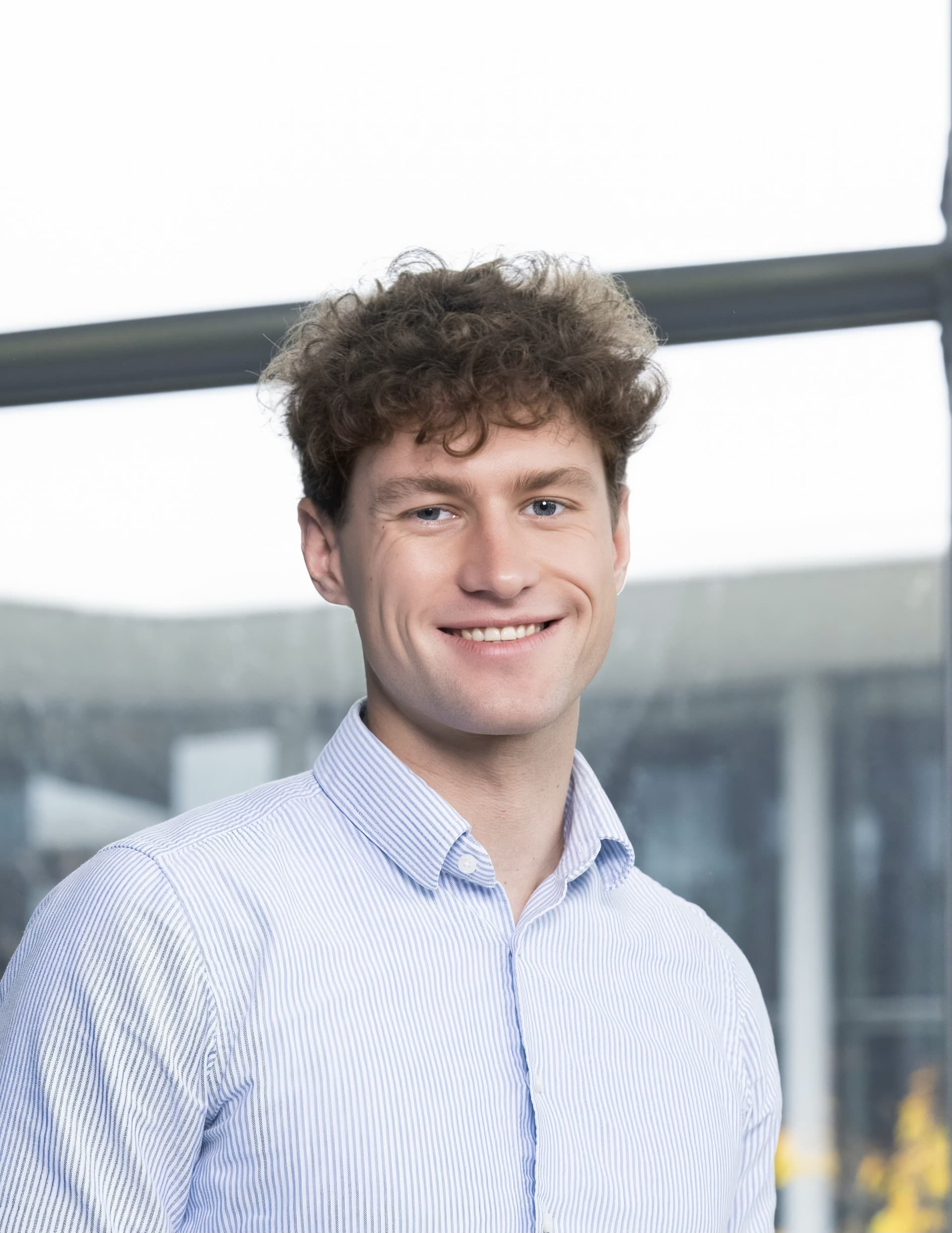 Jon H. Golde headshot